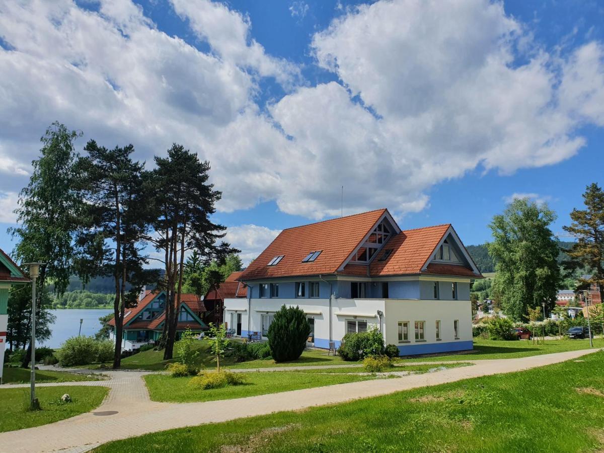 Lipno Beach Side - Riviera Apartment Lipno nad Vltavou Ngoại thất bức ảnh